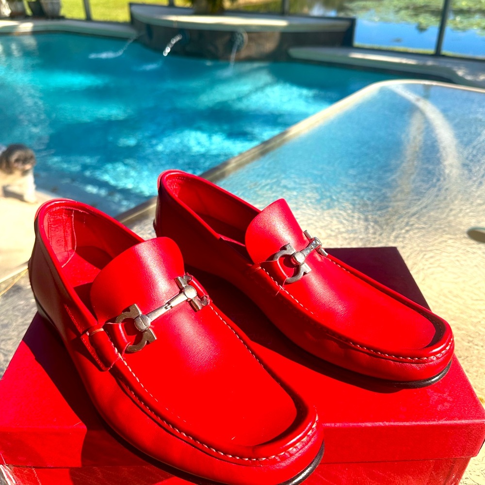 Salvatore Ferragamo men’s loafers. Worn once. No wrinkles in leather. Look new